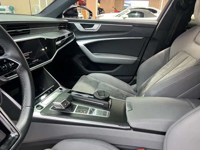 Audi A6L — Фото автомобиля 6