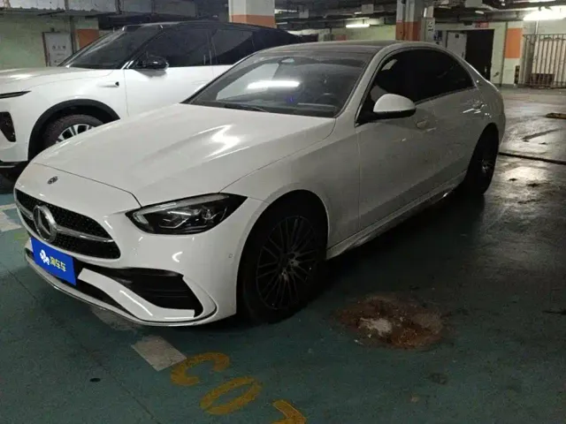 Фотография автомобиля — Mercedes-Benz C-Class