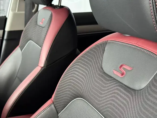 Geely Binyue — Фото автомобиля 9