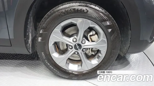 Kia Seltos Бензин 1.6 турбо 2WD — Фото автомобиля 21