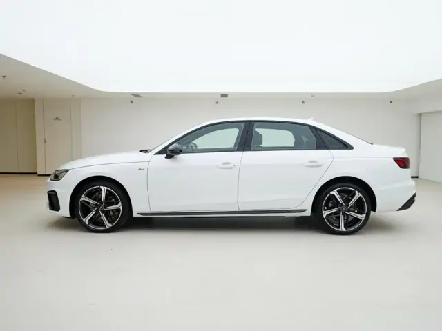 Audi A4L — Фото автомобиля 3