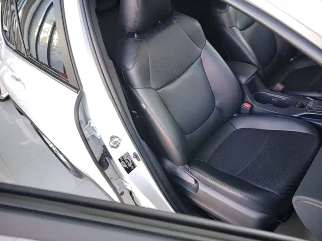 Toyota Corolla Cross — Фото автомобиля 24