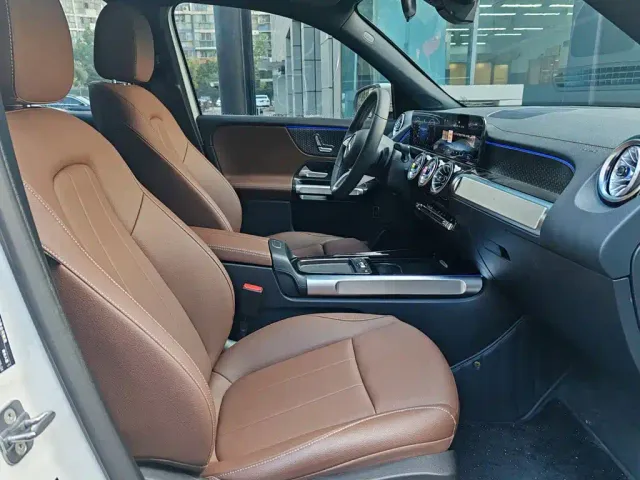 Mercedes-Benz GLB-Class — Фото автомобиля 17