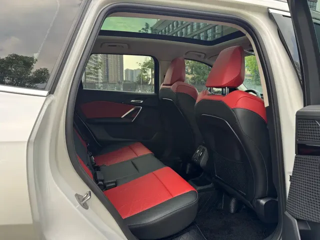 BMW X1 — Фото автомобиля 12