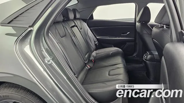 Hyundai AVANTE Avante (CN7) — Фото автомобиля 11