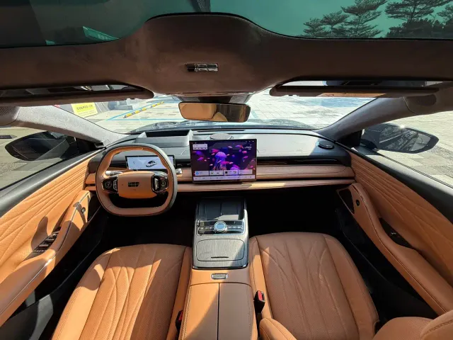 Geely Galaxy Xingyao 8 — Фото автомобиля 12