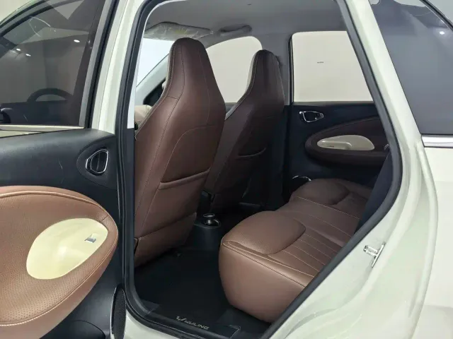 Wuling Bingo — Фото автомобиля 12