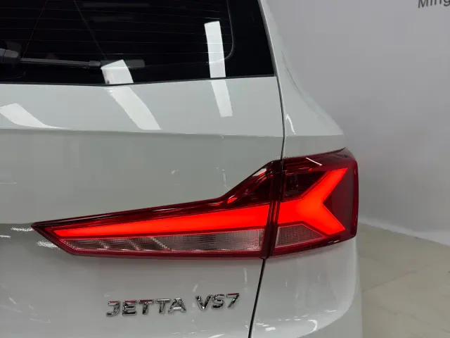 Jetta VS7 — Фото автомобиля 9