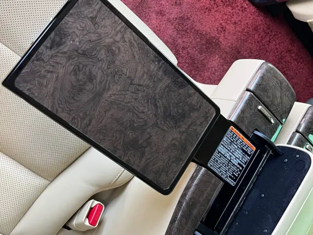 Toyota Vellfire — Фото автомобиля 22