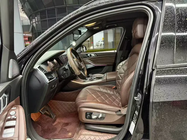 BMW X5 — Фото автомобиля 4