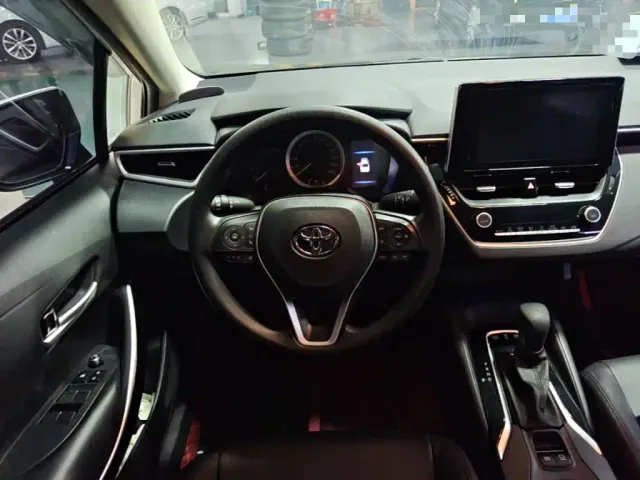 Toyota Corolla — Фото автомобиля 10
