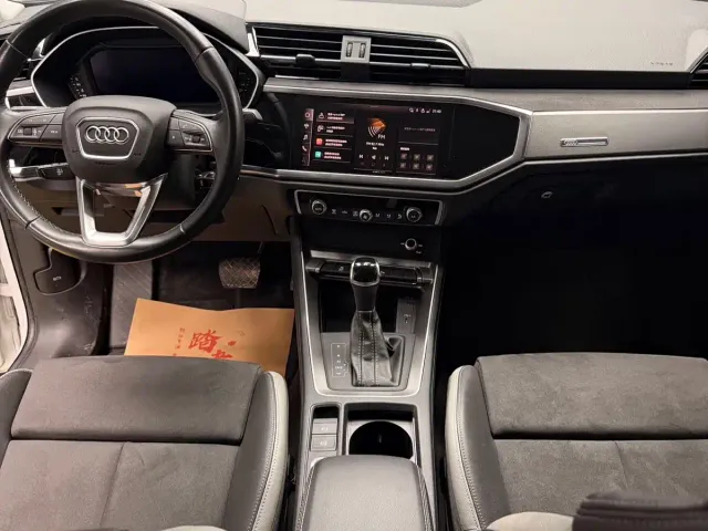 Audi Q3 — Фото автомобиля 7