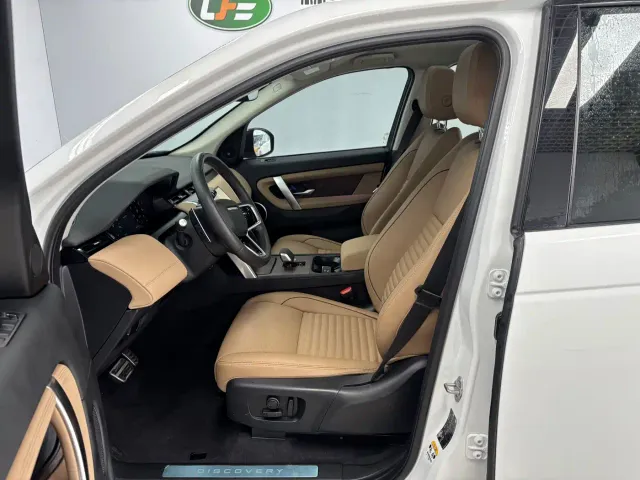 Land Rover Discovery Sport — Фото автомобиля 10