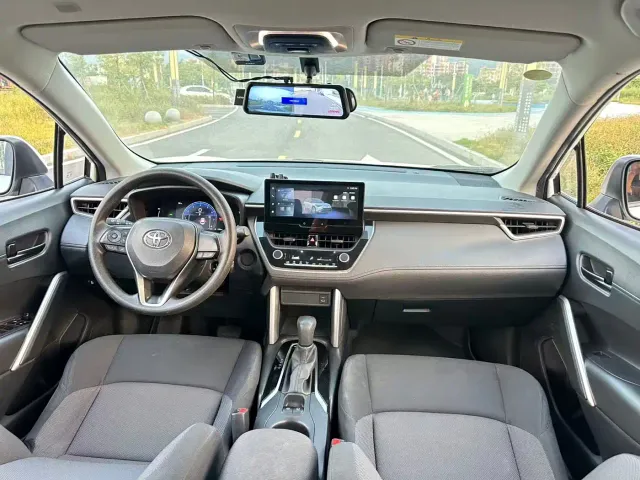 Toyota Frontlander — Фото автомобиля 13