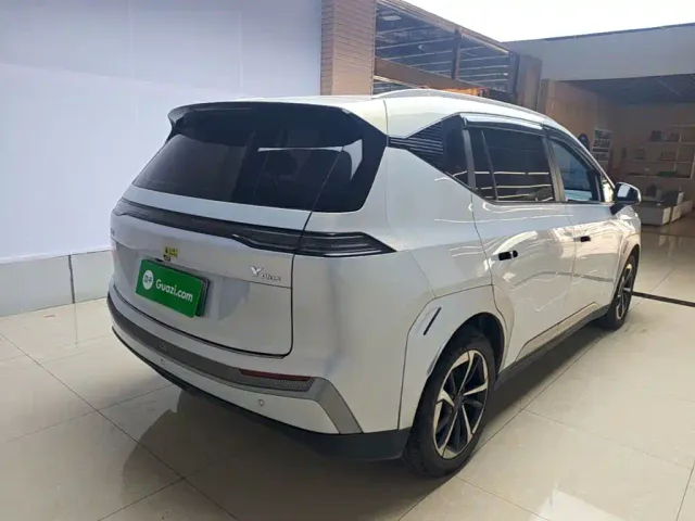 GAC Aion Y — Фото автомобиля 6