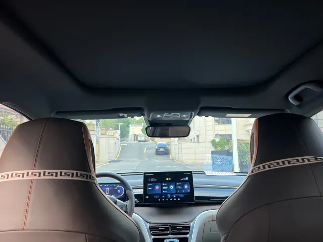 BYD Song Pro — Фото автомобиля 12