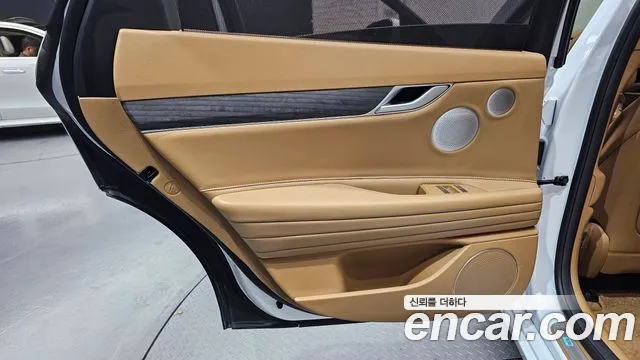 Genesis G80 RG3 — Фото автомобиля 13