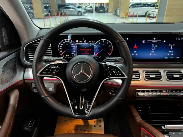 Mercedes-Benz GLS-Class — Фото автомобиля 8