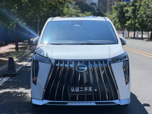 GAC Trumpchi M8 — Фото автомобиля 2