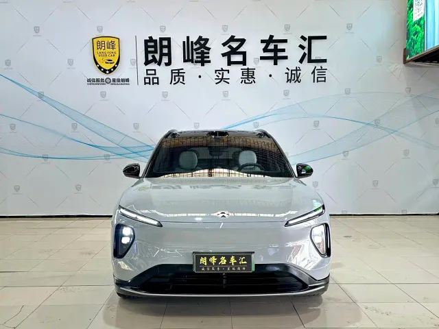 Nio ES6 — Фото автомобиля 2