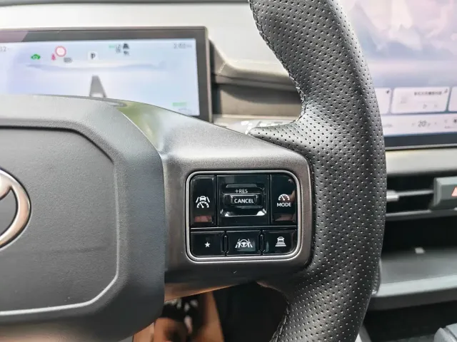 Toyota RAV4 — Фото автомобиля 14