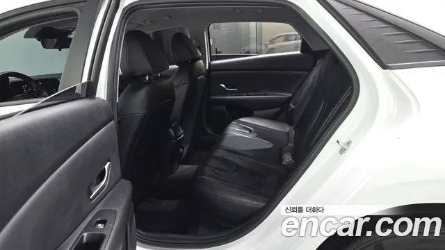 Hyundai Avante CN7 — Фото автомобиля 26