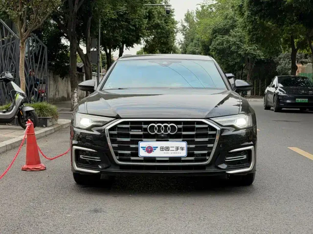 Audi A6L — Фото автомобиля 2