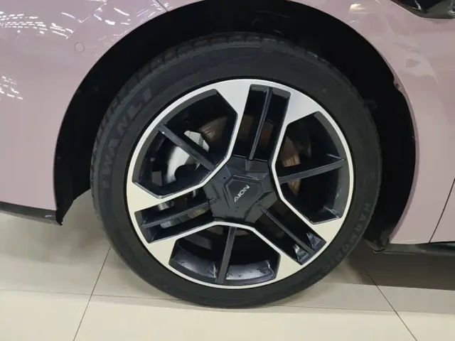 GAC Aion RT — Фото автомобиля 22