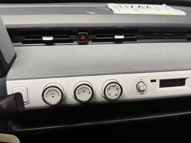Wuling Hongguang Mini EV — Фото автомобиля 12