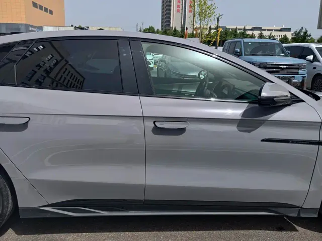 BYD Han — Фото автомобиля 9