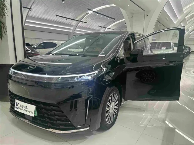 GAC Trumpchi E8 — Фото автомобиля 4