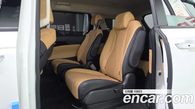 Kia Carnival 4th Gen — Фото автомобиля 17