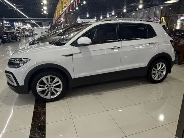 Volkswagen T-Cross — Фото автомобиля 7