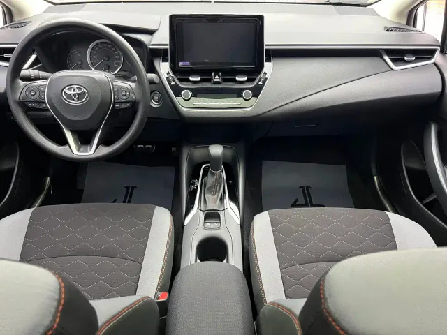 Toyota Corolla — Фото автомобиля 9