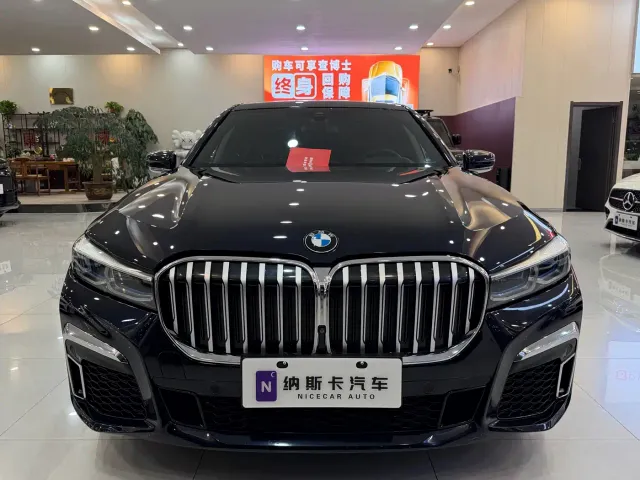 BMW BMW 7 Series 2021 Model 740Li Premium M Sport Package — Фото автомобиля 2
