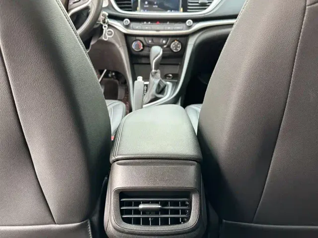 Buick Excelle — Фото автомобиля 19