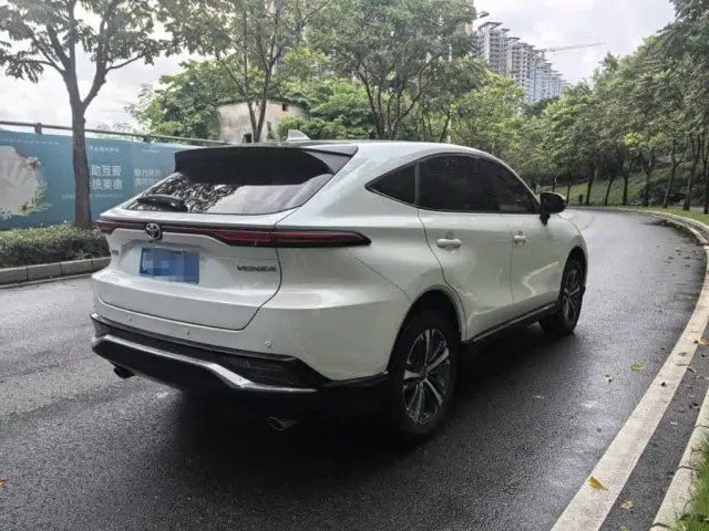 Toyota Venza — Фото автомобиля 6