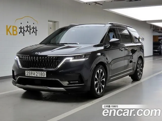 Фотография автомобиля — Kia Canival