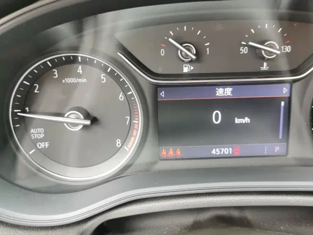 Buick Regal — Фото автомобиля 14