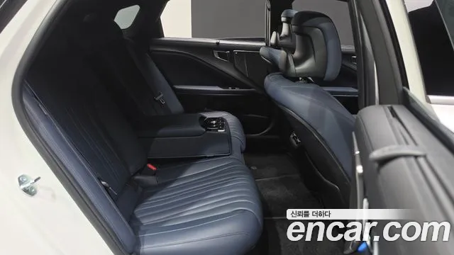 Kia K8 Signature — Фото автомобиля 8