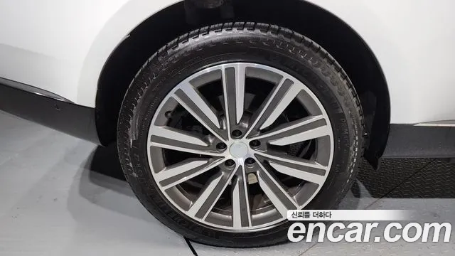 Land Rover Range Rover — Фото автомобиля 3
