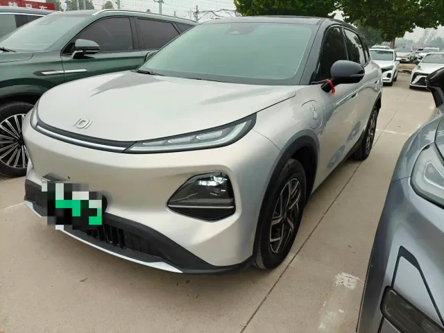 Фотография автомобиля — Changan Qiyuan Q05