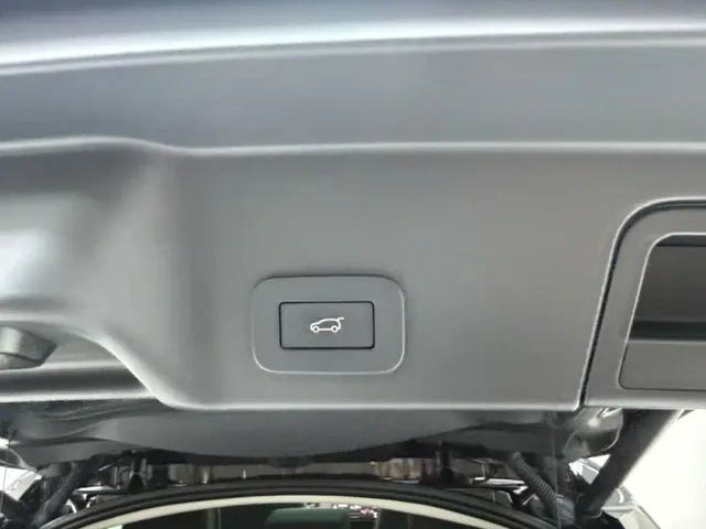 Land Rover Range Rover Evoque — Фото автомобиля 7