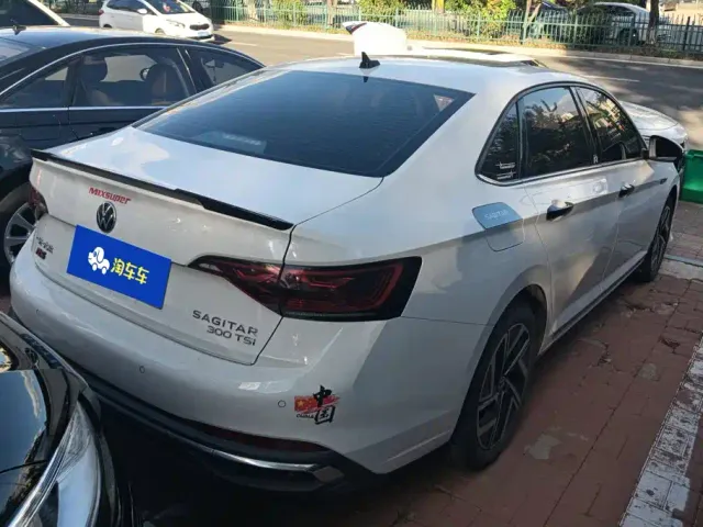 Volkswagen Sagitar — Фото автомобиля 3