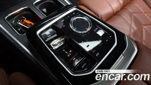 BMW 7-Series 7 серия (G70) — Фото автомобиля 9