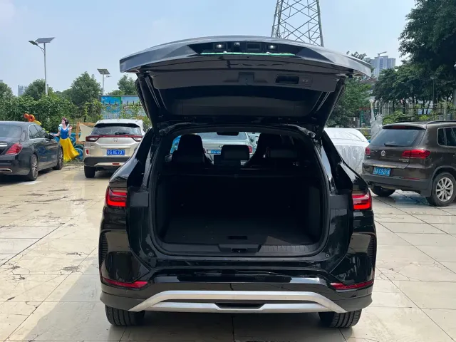 BYD Song PLUS — Фото автомобиля 22