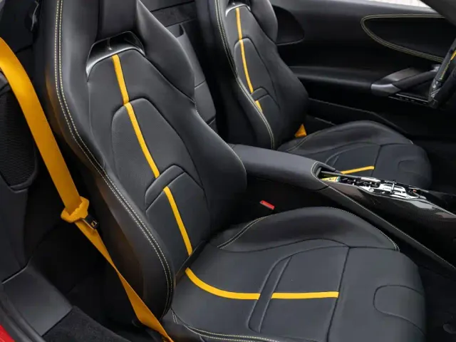 Ferrari SF90 — Фото автомобиля 15
