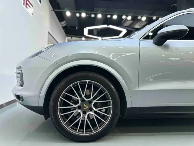 Porsche Cayenne 2022 Cayenne 3.0T Platinum Edition — Фото автомобиля 25