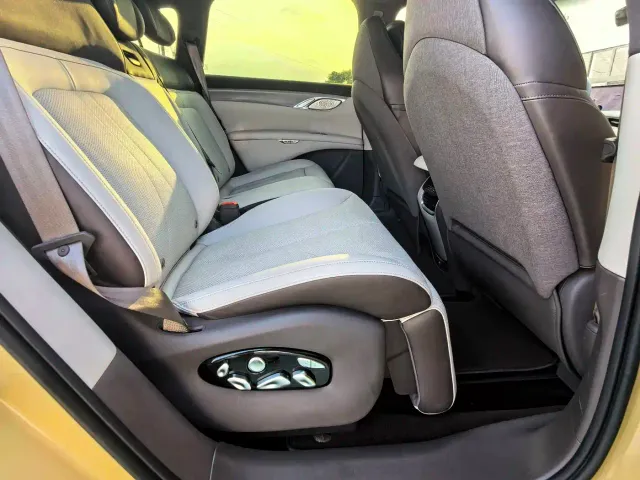 IM Motors IM LS7 — Фото автомобиля 7