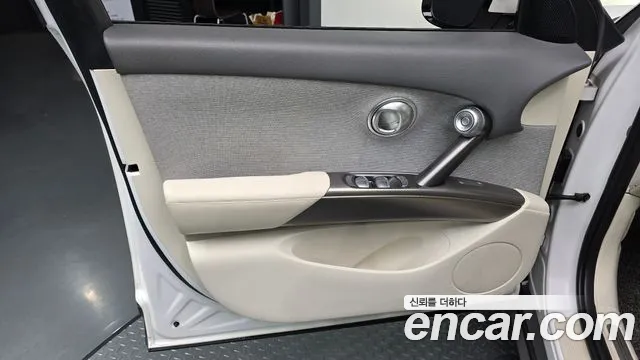 Genesis GV60 — Фото автомобиля 24